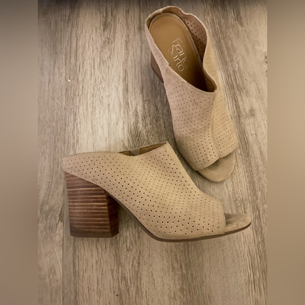 Franco Sarto Beige Wedge Mule Heel Sandals Women’s size 6